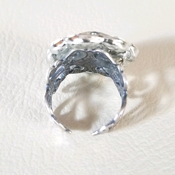Hand Cradted Repurposed Vintage Rhinestone Adjustable Silver Tone Band Ring - Picture 16 of 16
